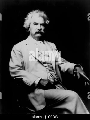 Samuel Langhorne Clemens, o meglio conosciuto come Mark Twain (1835-1910), scrittore americano e umorista, Ritratto, agli inizi del novecento Foto Stock