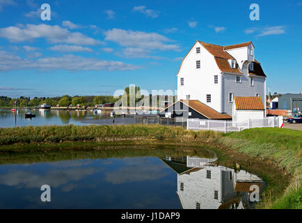 Il mulino di marea, Woodbridge, Suffolk, Inghilterra, Regno Unito Foto Stock