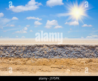 Strada asfaltata sezione Foto Stock