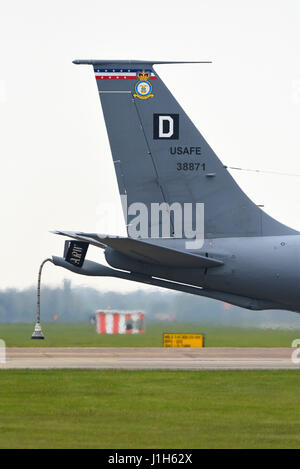 Droop. United States Air Force Boeing KC-135 Stratotanker tanker Aircraft del 100th Air Refueling Wing presso RAF Mildenhall, Suffolk, Regno Unito Foto Stock