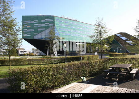 Edificio Linnaeusborg, Facoltà di Ingegneria e Scienze. Di Zernike campus universitario, Groningen, Paesi Bassi, Facoltà del vincitore del Premio Nobel Ben Feringa Foto Stock