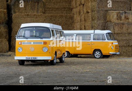 Nuovo costruito brasiliano raffreddato ad acqua VW camper van con un originale 1975 baia finestra dalla Germania Foto Stock