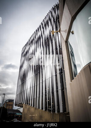 Esterno del parcheggio multipiano dell'hotel a Victoria Gate, Leeds, Regno Unito. Foto Stock