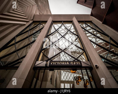 Ingresso al Victoria Gate shopping centre, Leeds, Regno Unito. Foto Stock