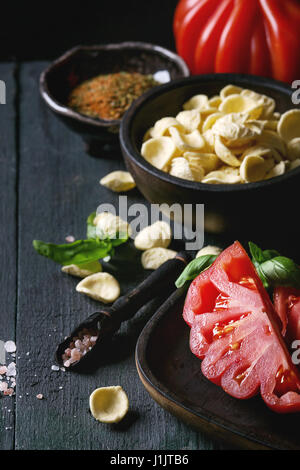 Pomodori Coeur De Boeuf. Bistecca di manzo pomodoro Foto Stock