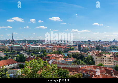 Praga. Vista sulla città vecchia, dal Castello di Praga, Praga, Repubblica Ceca Foto Stock