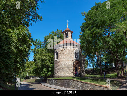 Il XI secolo Rotunda di St Martin, considerato più antico di Praga edificio superstite, Vysehrad Cittadella, Praga, Repubblica Ceca Foto Stock