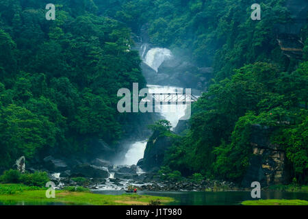 Pangthumai Cascate da Goainghat. Sylhet, Bangladesh Foto Stock