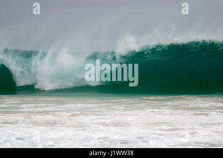 Giant Wave colpisce la costa di Boa Vista, Capo Verdi Foto Stock