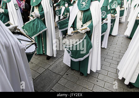 Settimana Santa processione, dettaglio della tradizione cristiana, religione, fede e devozione Foto Stock