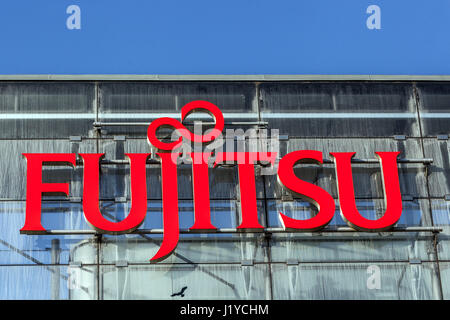 Fujitsu, il logo, il segno, Praga, Repubblica Ceca, Europa Foto Stock