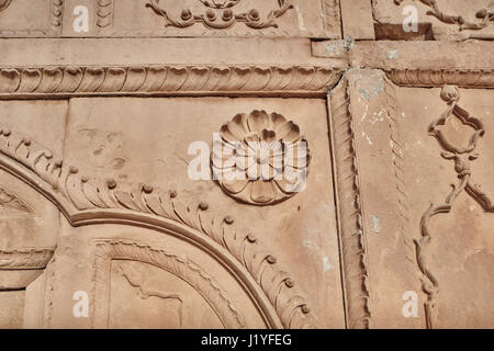 Kusum sarovar antico tempio abbandonato in India UP Foto Stock