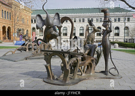 Statue del Dott. Seuss Memorial Sculpture Garden in sp[rngfield, Massachusetts per celebrare la vita del tardo Ted Geisel. Foto Stock