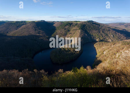 Meandro del Queuille, Puy-de-Dôme, Auvergne-Rhône-Alpes, Francia Foto Stock