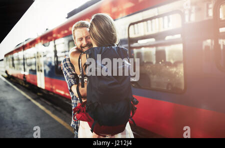 Matura in amore incontro nuovamente dopo separazione lunga Foto Stock