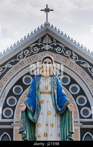 Santa Maria Statua della Cattedrale dell Immacolata Concezione Chanthaburi in Chanthaburi provincia della Thailandia. Foto Stock