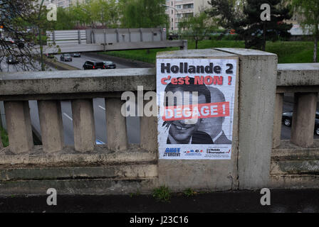 Campagna di manifesti a Parigi per il francese 2017 elezioni presidenziali Foto Stock