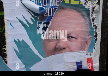 Campagna di manifesti a Parigi per il francese 2017 elezioni presidenziali Foto Stock