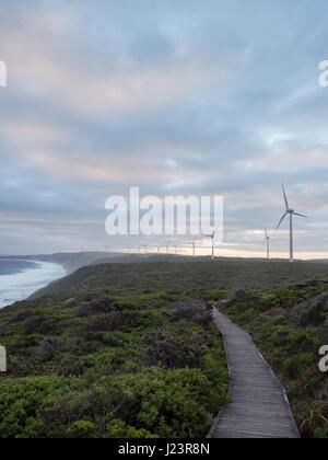 Albany wind farm al tramonto, Australia occidentale Foto Stock