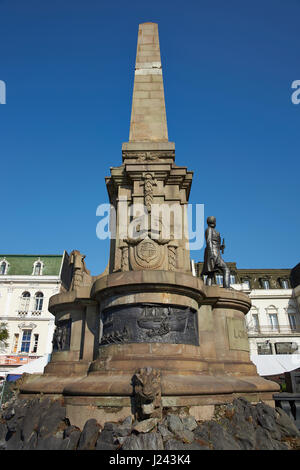 Monumento al Signore Cochrane, era un ammiraglio nella British Royal Navy prima guida della marina cilena il Cile durante la guerra di indipendenza contro la Spagna. Foto Stock