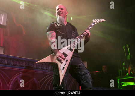 San Francisco, Stati Uniti d'America. 23 apr, 2017. Scott Ian di antrace esegue al Fillmore il 23 aprile 2017 a San Francisco, California. Credito: la foto di accesso/Alamy Live News Foto Stock