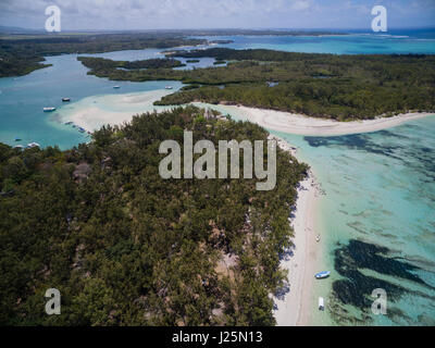 Vista aerea: Ile aux Cerfs - Tempo libero Isola Maurizio Foto Stock