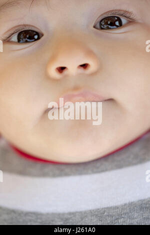 Baby Boy ritratto, Close-Up Foto Stock