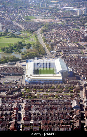 Una veduta aerea di Goodison Park, Liverpool, casa di Everton FC, Merseyside, Regno Unito Foto Stock