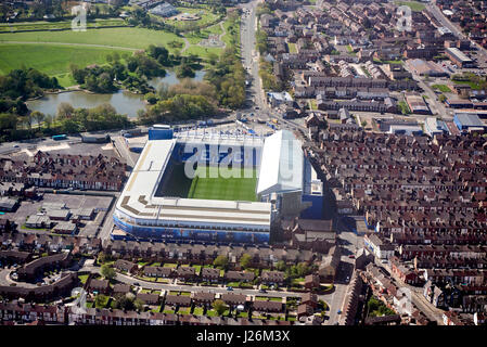 Una veduta aerea di Goodison Park, Liverpool, casa di Everton FC, Merseyside, Regno Unito Foto Stock