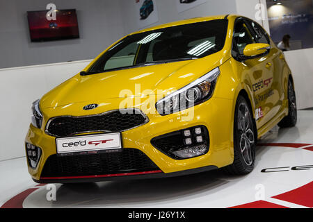 Belgrado, Serbia - Marzo 24, 2017: Nuova KIA Ceed GT ha presentato a Belgrado 53th International Motor Show - MSA (OICA). Foto Stock