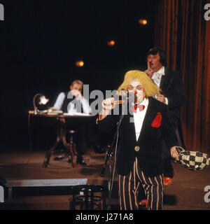 Russischer Clown und Pantomime Oleg Popov, Deutschland 1980er Jahre. Clown russo e pantomime Oleg Popov, Germania degli anni ottanta. Foto Stock