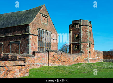 Rovine di Charnwood House, Glenfield Lodge Park, Charnwood Forest, Leicestershire, England Regno Unito Foto Stock