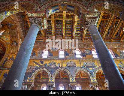 Parete Sud mosaici raffiguranti la bibliacl storia di Noè nell'Norman-Byzantine cattedrale medievale di Monreale, in provincia di Palermo, Sicilia, Italia. Foto Stock