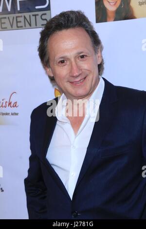 3° Annuale di Gala Legacy presso la Casa del Mar Hotel - Arrivi con: Bernard Hiller dove: Santa Monica, California, Stati Uniti quando: 24 Mar 2017 Foto Stock