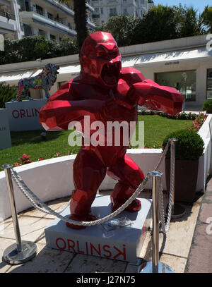 Cannes, Francia. 16 Maggio, 2017. Impostazione per il festival del cinema di Cannes Credito: Peter Phillips/Alamy Live News Foto Stock