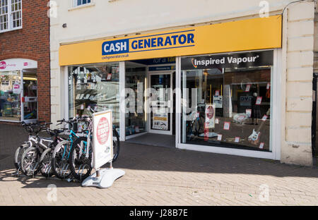 Cash Generator, Fore Street, Trowbridge, Wiltshire, Inghilterra, Regno Unito Foto Stock