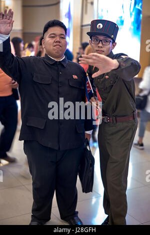 Partecipante Cosplay vestito come Kim Jong un, Comic con, Bangkok, Thailandia, 2017 Foto Stock
