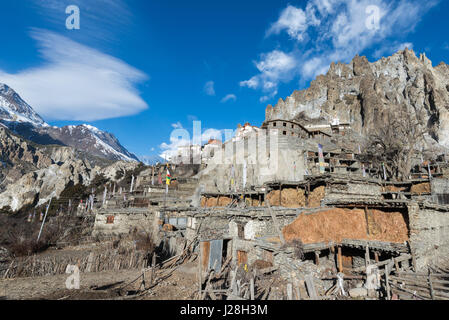 Il Nepal, Regione Occidentale, Bhakra, sul circuito di Annapurna - Giorno 6 - Giornata di acclimatazione in Braga - Vista di Bhakra o Braga Foto Stock