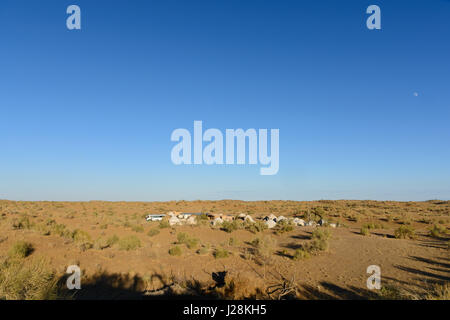 Uzbekistan, Nurota tumani, yurta per turisti nel deserto Kizilkum Foto Stock