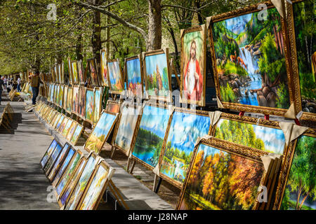 Armenia, Yerevan, Kentron, sul vernissage la permanente antico e il mercato delle pulci in centro Foto Stock