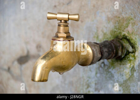 Vecchio toccare sulla strada in Marocco Foto Stock