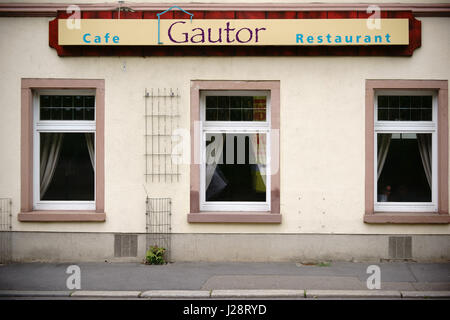 Mainz, Germania - 20 Aprile 2017: il logo e la facciata della Caffetteria e ristorante Gautor on April 20, 2017 in Mainz. Foto Stock