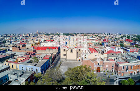 Mattina vista aerea cityscape di Cholula, Messico Foto Stock