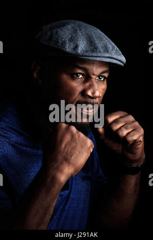 Lennox Lewis dopo la conferenza stampa a Fitzroy Lodge palestra, Londra. Stampa foto di associazione. Picture Data: martedì 25 aprile, 2017. Foto di credito dovrebbe leggere: John Walton/PA FILO Foto Stock