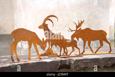 Cervi, steinbock e alci fatta di metallo Foto Stock