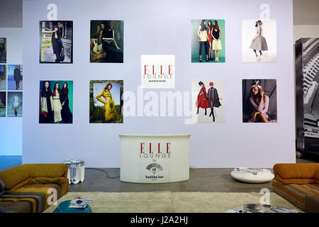 Kiev, Ucraina - 7 Febbraio 2017: Elle lounge Display come parte della Ukrainian Fashion Week 2017. Foto Stock