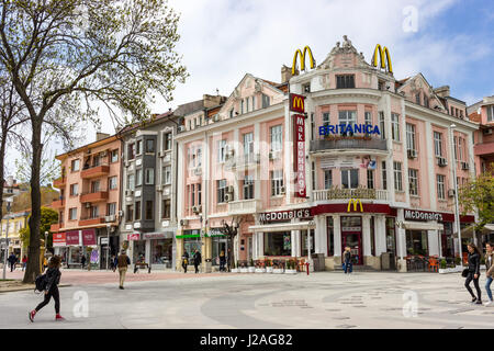 Varna, Bulgaria, 26 aprile 2017 boulevard Prince knyaz Boris I Foto Stock