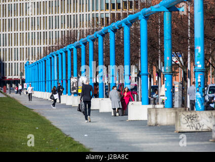 Tilla-Durieux-Park , a sud di Potsdamer Platz, quadrato, a Berlino, Germania, extraterrestre tubi dell'acqua, Foto Stock