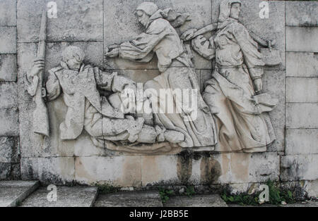 Shipka pass, Bulgaria, 12 giugno 2016: affreschi sulle pareti del shipka memorial, che rappresenta la vittoria di russi sulla flotta ottomana. Foto Stock