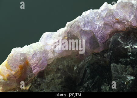 Mica Lepidolite da Haapaluoma pegmatite cava, Finlandia Foto Stock